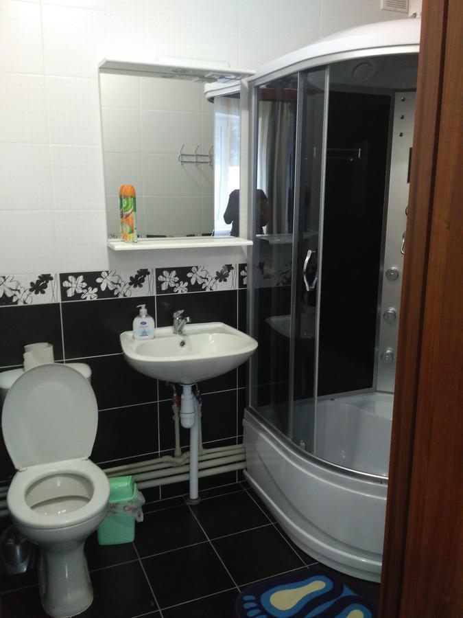 Guest House Relax Kropyvnytskyi Ngoại thất bức ảnh