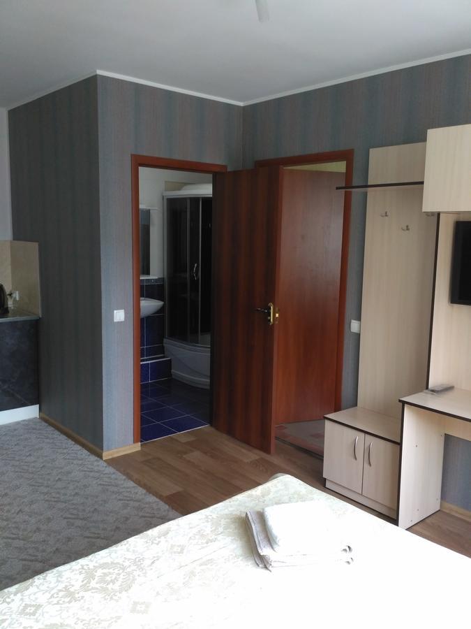 Guest House Relax Kropyvnytskyi Ngoại thất bức ảnh