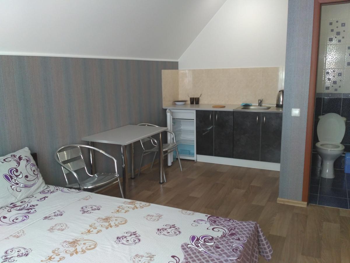 Guest House Relax Kropyvnytskyi Ngoại thất bức ảnh